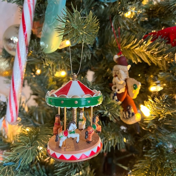 ❤️Rare Vintage 1974 Christmas Carousel Horse Ornament - Picture 4 of 8